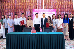 918博天堂官网国际与新疆生产建设兵团第八师石河子市签署项目合作协议